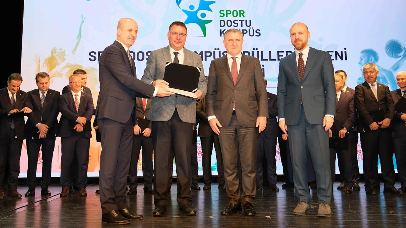 Selçuk Üniversitesine “Spor Dostu Kampüs” Ödülü